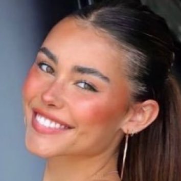 locketisaoty's profile picture. .