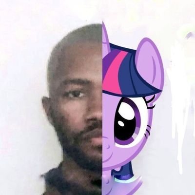 rubrrum's profile picture. 18