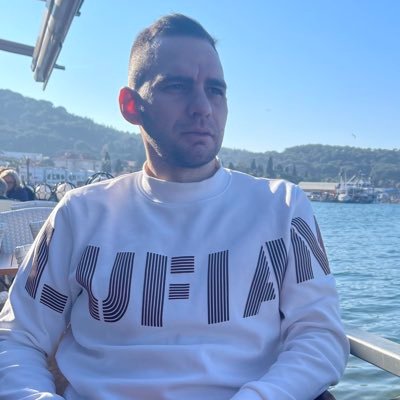 ozgunyazgan's profile picture. 