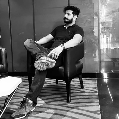 Manojdevsaini's profile picture. Human being....