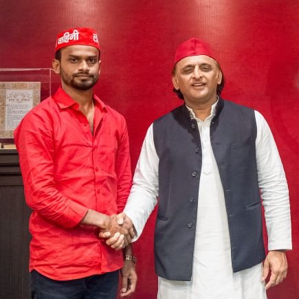 छात्र नेता , गोरखपुर विश्वविद्यालय
( क्षेत्र पंचायत सदस्य )
प्रदेश सचिव समाजवादी लोहिया वाहिनी उत्तर प्रदेश
पूर्व उपाध्यक्ष , लोहिया वाहिनी गोरखपुर