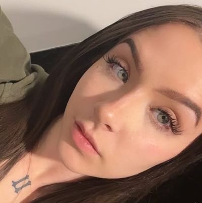 I'm Catherine Jefferson.
a girl with heart of Gold. I hate Liars..!!! I love to meet with the man of my dreams sooner or later. 🫶❤️
I enjoy travelling.🌬️