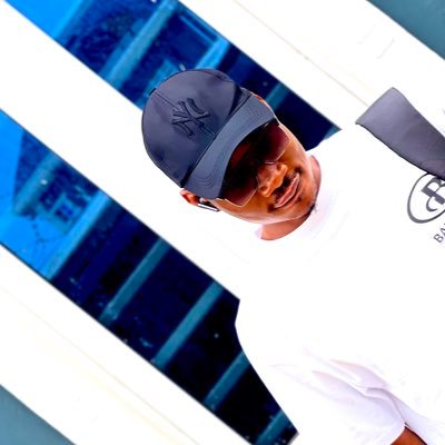 emperor_cvdes's profile picture. a backend mind with frontend eyes