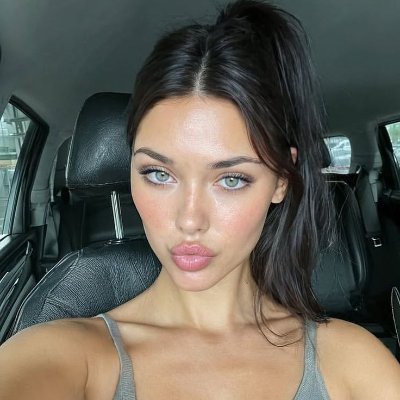 y31083's profile picture. Fitness model | Nutrition enthusiast | Active lifestyle advocate | Strong is the new beautiful | Inspiring healthy & empowered living