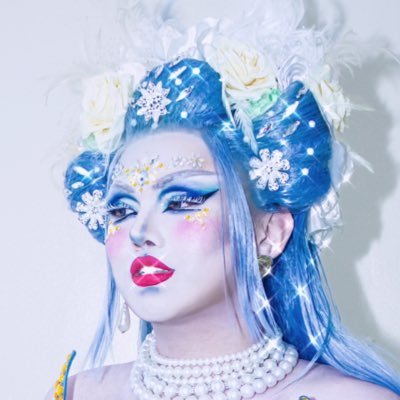 🎧🇵🇭🇯🇵 IG: @the.jquinn 🌙 BAGONG BUWAN Single & MV OUT NOW🌙 I was on Dragrace PH S3 for a bit...