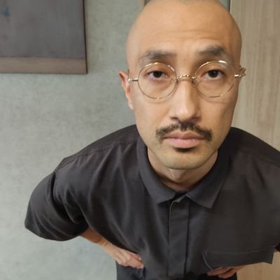 omotakan's profile picture. 俳優。お仕事ご依頼はこちら→https://t.co/4YGxcZJ3vC
育児。観葉植物。お花。ラーメン。
言いたいことはラブ&ピースくらい。あとは大体戯言。