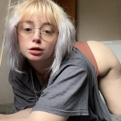 “Only here for hookups or friends with benefits. ... “Looking to meet new people and have fun.” am available for indoor and outdoor