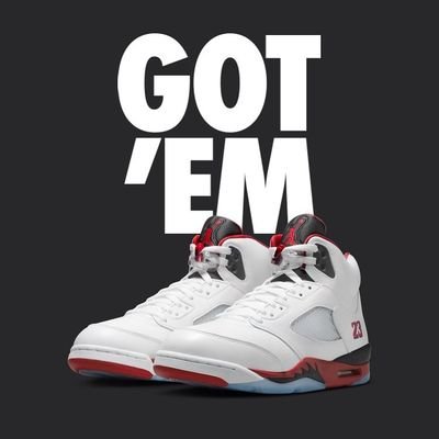 KAZU_TAN3's profile picture. ㊙️かずたんグループセンシティ部対策実行委員㊙️ 👟と🍨に魂を捧げた🔞浪花のスケベおじさん🔞 
🍑を出した娘1等賞🥇なのにここは🍑に厳しい世界