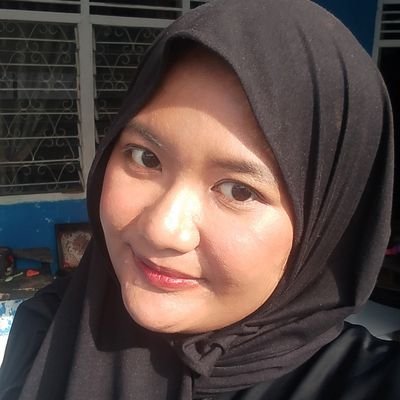 Part of @gaksukacoklattt ( Writer on Nyai Jeje's Project CV Maker - Reviewer) and part of @schfess (still). Directioners, sijeuni, and exo-l