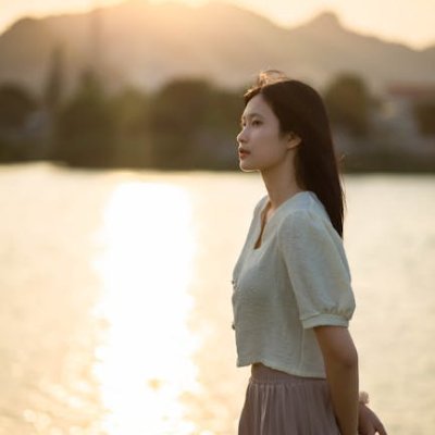 HallsLida99867's profile picture. 