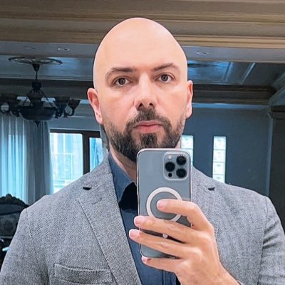 mehr_ahmadian's profile picture. مدير عامل شركت مهر فولاد🔱 داستان ها و تجربيات تلخ و شيرين كار هاى روزانه خود را به اشتراك ميگزارم 💫مشاور سرمايه گذارى و اقتصادى💫