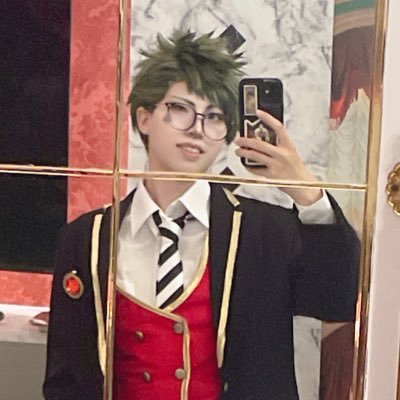 20⤴︎🔰|関西|165cm↑|男装中心|中身@nekoyan_fa |フォローは基本コス垢のみ |刀剣・twst・MHA(予定)