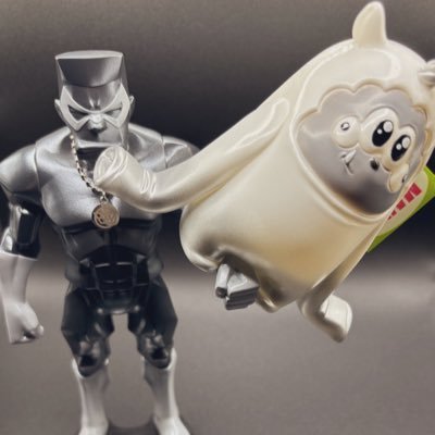 TTlC2RhXT72242's profile picture. モモジロウをきっかけにソフビにハマりました。ソフビ好きの皆様よろしくです✨ 無言フォロー失礼します!沖縄県なので、中々イベントに行けず、いつか必ず行くぞ(意気込み)定期的にアイコン変えます!