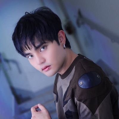 LoveCara1184's profile picture. 