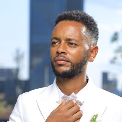 ማራት ኢትዮጵያን ማራት ሀገሬን
በየሄድኩበት መጠሪያ ስሜን
ይብቃት ሌሊቱ ይውጣላት ፀሐይ
አሁን ይዘርጋ እጅህ ከሰማይ
💚💛❤ ኢትዮጵያ 💚💛❤