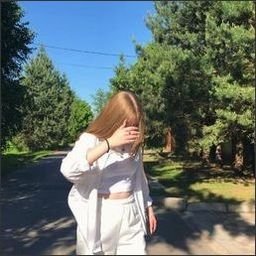 pGzPyO2NWtHKXGB's profile picture. "Beauty lies in confidence, not in mirrors."