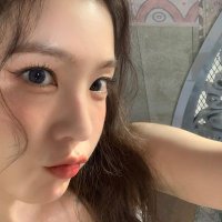✶ (@niyngizhuo) 's Twitter Profile