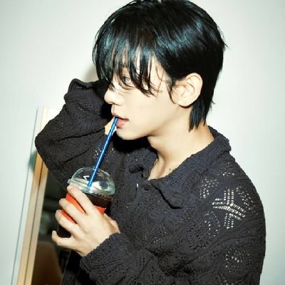 iammrnlpark's profile picture. To shine your brightest light is to be who you truly are.