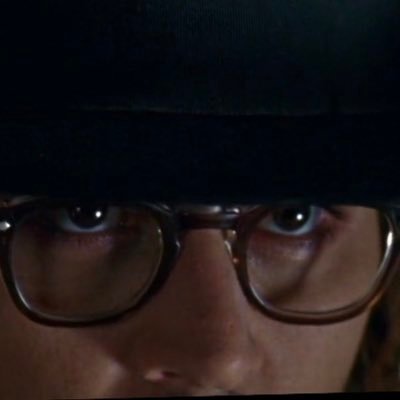 gauteberg's profile picture. En fryktning krysser sitt spol.