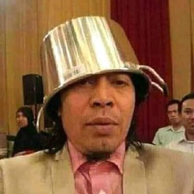 marchupilemi's profile picture. don't panic don't hariwang because allah always nantayungan