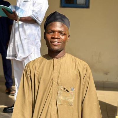 lover of God//lover of music//lover of sports//electrical engine......😍//#Mufc//Media guy//graphics designer //
#DLConversations