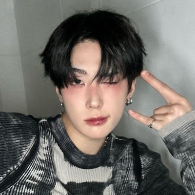 Yoon Jongwoo ₊˚.⋆☾𓃦☽⋆𓆩☾𓆪⚔.
One Pact | Jeno lee | 2wooz | Daenyangz | Iqbaal