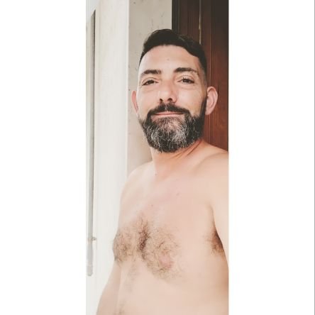 Siciliano.
Nella mia mente ho già vinto 1 Oscar.
Equilibrato come Joker.
Cerco di essere felice.
Queer 🧜🏽‍♂️
MCU fan! 🌟
#naturism
