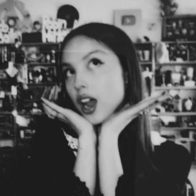 me and olivia rodrigo are best friends and she doesnt even know I exist | livies hq x4
