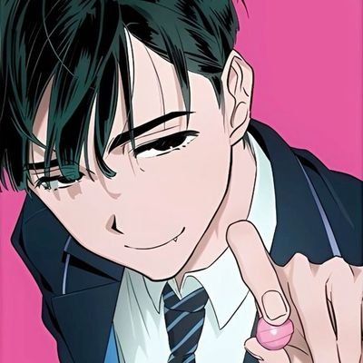 loometh's profile picture. professional scroll-er.