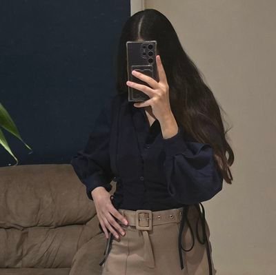 xixo149's profile picture. Just a girl who hated humans for their actions 🥰