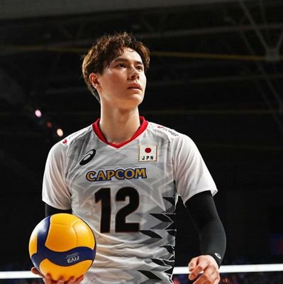 rampeeamore's profile picture. let's be moots :)