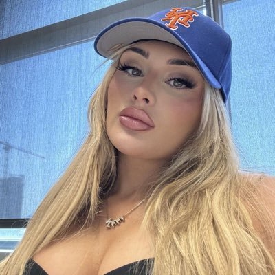 TiffanyStr35111's profile picture. 