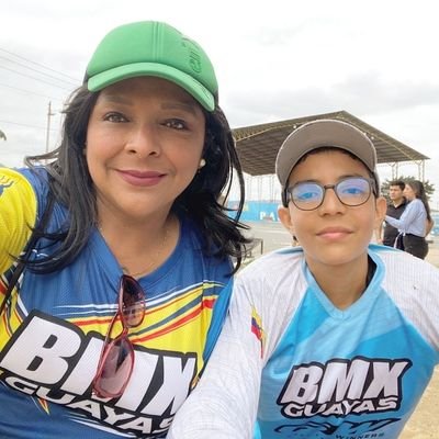¡La Lucha es de Todos!❤️🙏🏽🎗
Hagamos voluntariado📱