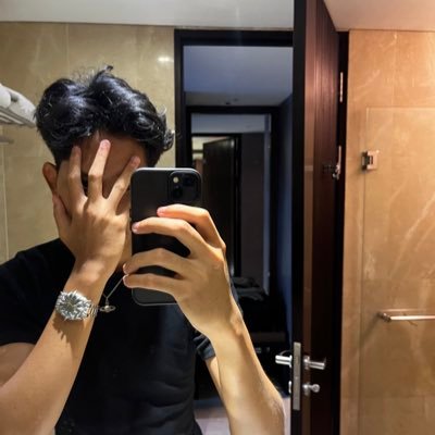 mavvbach's profile picture. 