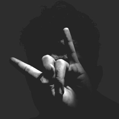 Iwan404k's profile picture. 