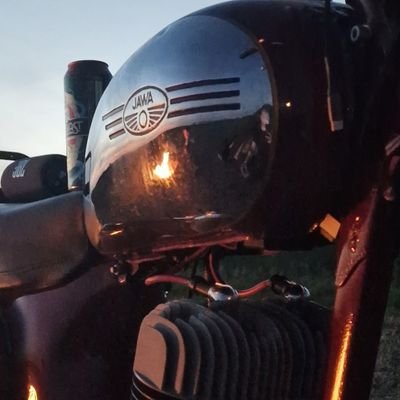 DeBulgara's profile picture. 