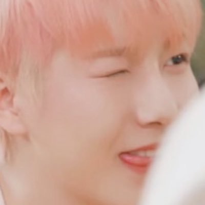 nanamoo_81323's profile picture. แอคนี้เป็นแฟนสาวนอกวงการของพี่แจมินค่ะ