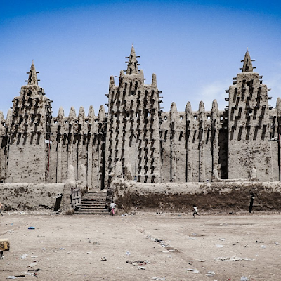 BoubahBagah's profile picture. 