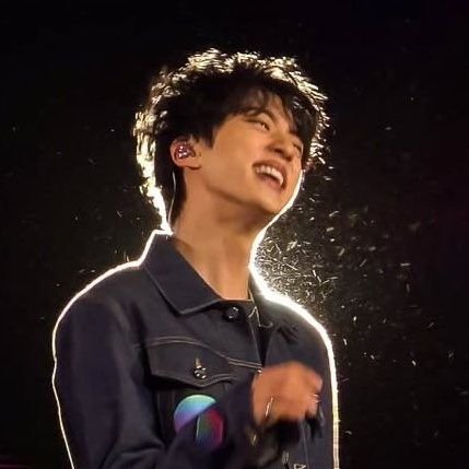 Dafaa_Hojao's profile picture. ᴷᶦᵐ ˢᵉᵒᵏʲᶦⁿ ˢᵗᵃⁿ 🐹🐺 |
ᴴᵉ ᶦˢ ᵐʸ ᴹᵒᵒⁿ ᵃⁿᵈ ᴵ'ᵐ ʰᶦˢ ᴱᵃʳᵗʰ 🫠💟