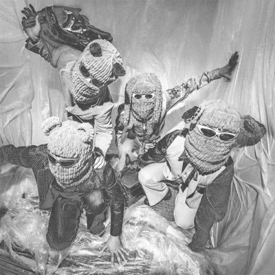 🕶️「oops cool」【WANTAI🐻 / NiseChi🐑 / Peppu😈 /Jariboy 🐰】🕶️プロで素人集団やってます。 📩info-oopscool@rooftop.tokyo