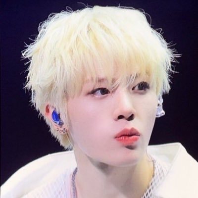 AMijjeong86958's profile picture. 반인반멘(반은인간반은멘헤라)