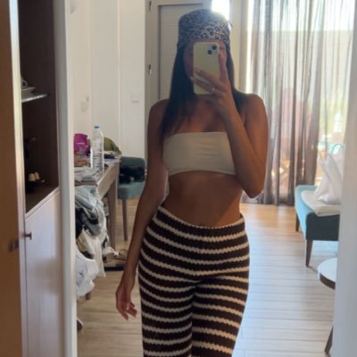 Germangirlnext's profile picture. 29 years old open minded girl 👩🏽 its all about my 👣 top 2% at OF 💘 face content on my VIP‘s 👸🏽EU40 / US9 👟 links ⬇️ main: @germangirlnextd