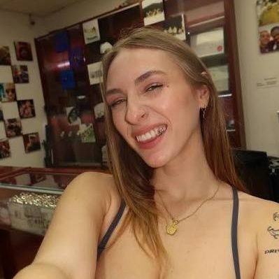 kate_jessi2393's profile picture. 