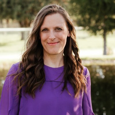 I encourage women to seek & savor the beauty of life in Christ. Embrace the power of sacred mornings with Jesus. I've been married 24 years & am a mom of 7.
