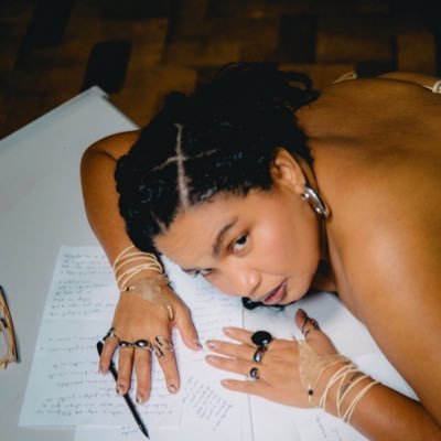 da música negra na Amazônia 🍃
produzindo novo álbum pela @naturamusical ⚡️
e-mail: producaoelisamaia@gmail.com