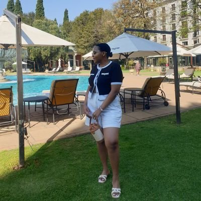 🦚 L'artiste mais aussi l'art
| 🚗💨
Lieutenant General Mkhwanazi stan