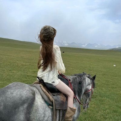 ElaraHorizon's profile picture. Pursuing independence and freedom is my belief, every journey is an exploration of the meaning of life, and every step is filled with charm and power. 🛤️✨