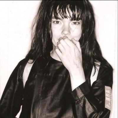 beautybeast1998's profile picture. 