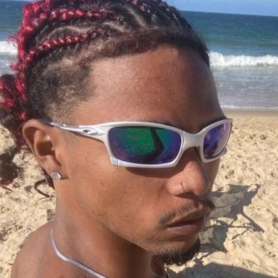 marron_zinhoo's profile picture. ITA/BRU

2006