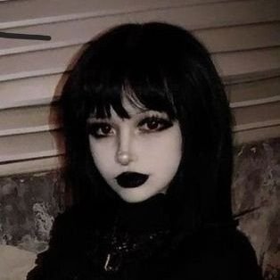 gowth_goth's profile picture. misantropo -
ragebaiter casual -
se você me odiar, chama na DM pra gente trocar ideia.